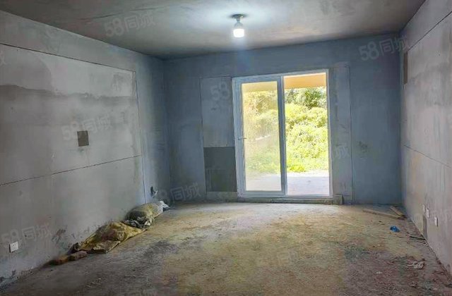 龙湖源著5室2厅230.8㎡460万二手房图片