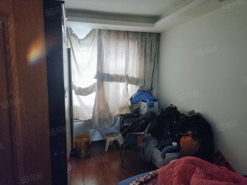 景誉家园3室2厅2卫121㎡南北80.8万