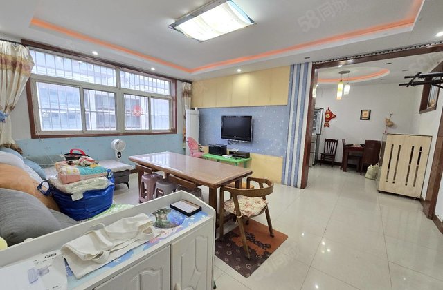 新上 76.8万文轩旁 凤凰新城3居 免大税 送储 停车方便