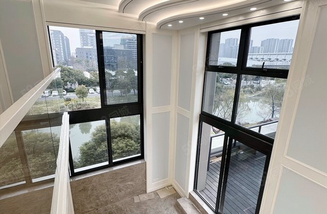 东立国际广场(商住楼)2室2厅36.3㎡30万二手房图片