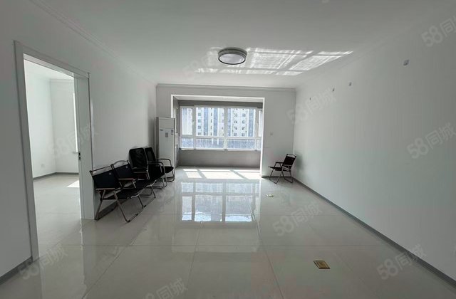 文碧园3室2厅135㎡105万二手房图片