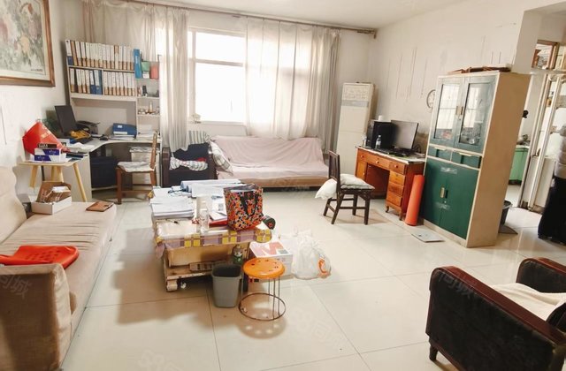 星光水韵花都 交通便利 满二 双卫格局 购物方便 南北通透