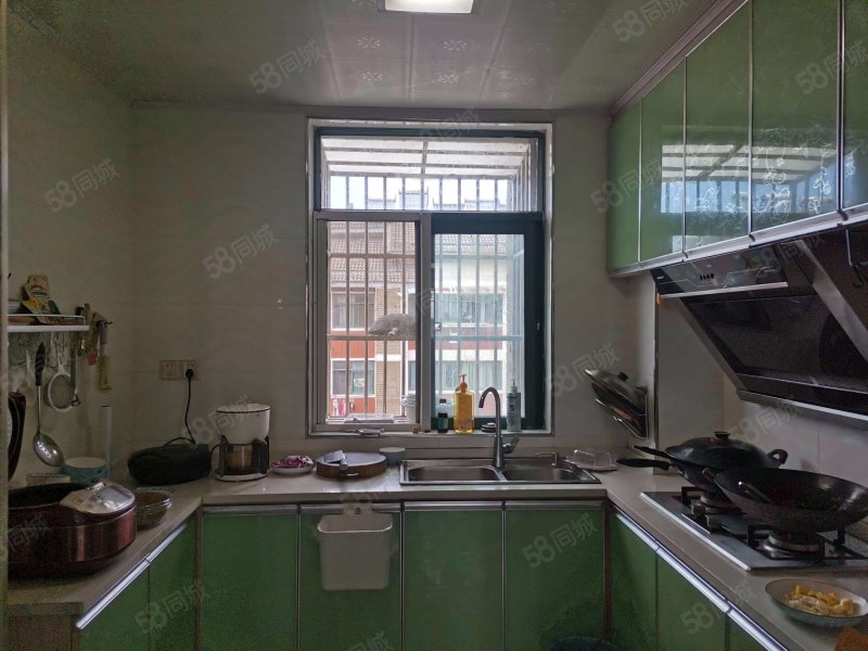 空港公寓2室2厅1卫99㎡南88万