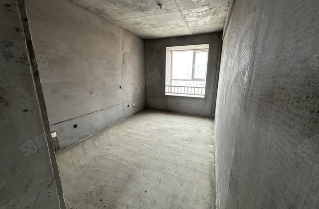 腾格里小区3室2厅120㎡39万二手房图片