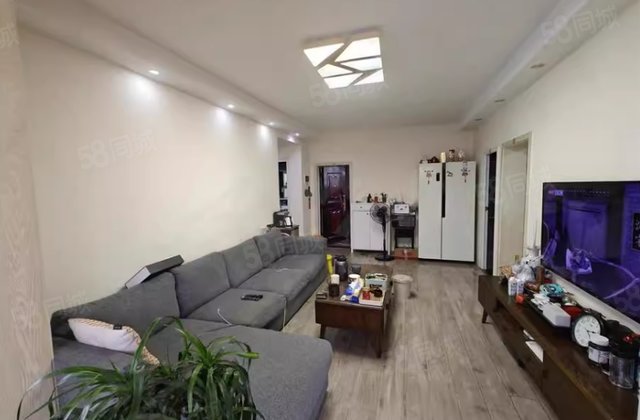 棕南戊区3室1厅83㎡79.9万二手房图片