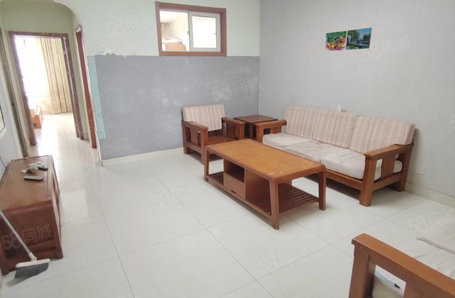 巡防大队家属院 单价6千多  3室 兴华路王卷帽附近 独栋