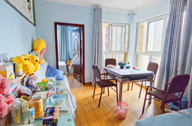 蓝光东方天地3室2厅66㎡132万二手房图片