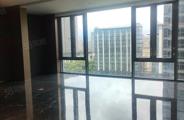 凤鸣云翠府5室2厅278㎡1398万二手房图片