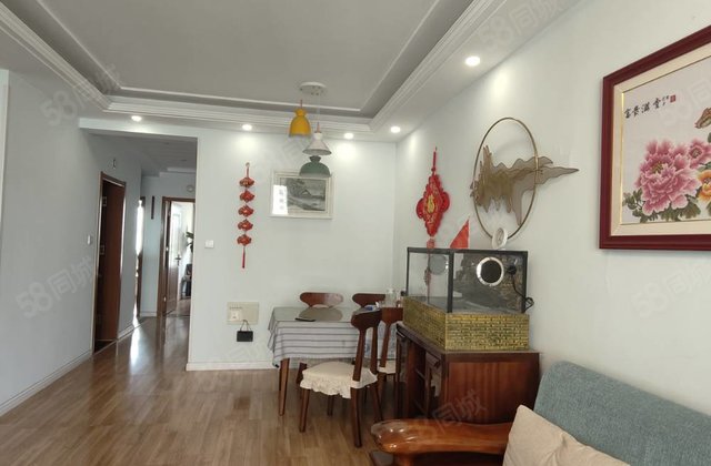 房东急急急！送15个精装三室双卫，中间好楼层通透，满五