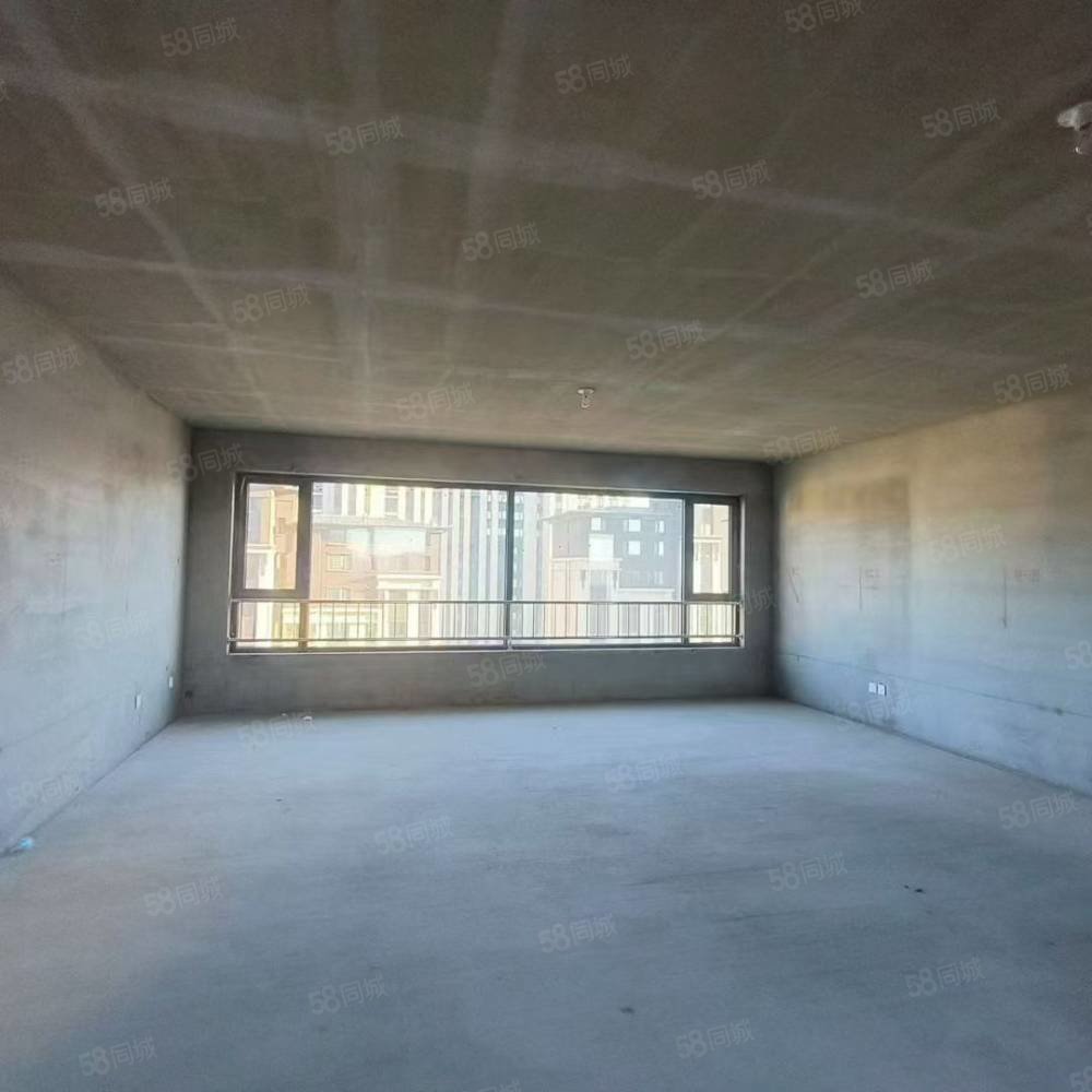 华韵锦园3室2厅2卫152㎡南北90.89万