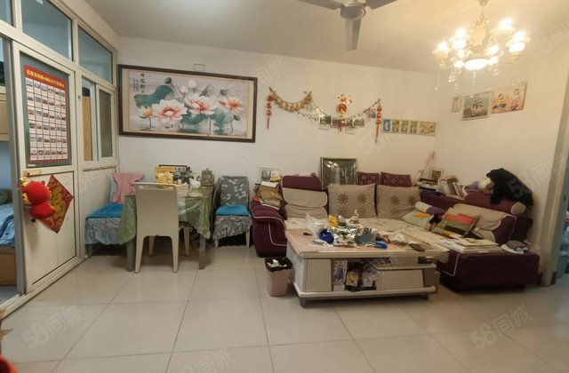 东昌中学  馨安小区中巨小区  三室 70来万停车方便