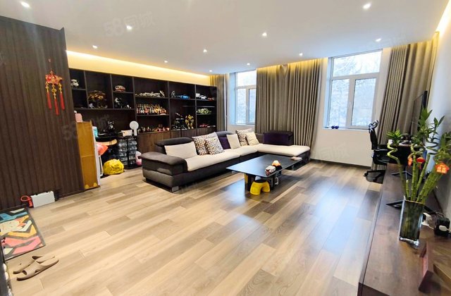 15街区1室1厅121.7㎡75万二手房图片