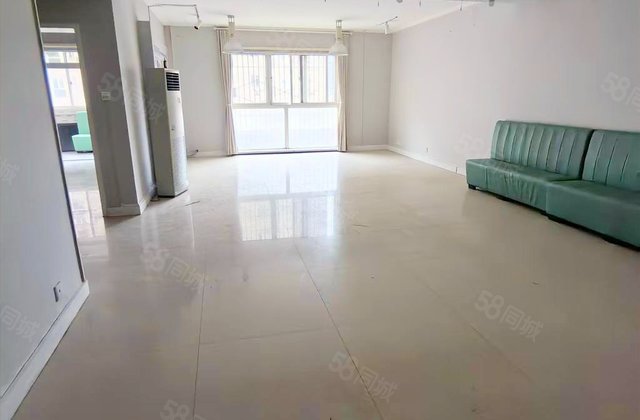 华奥大厦2室2厅145.36㎡138万二手房图片