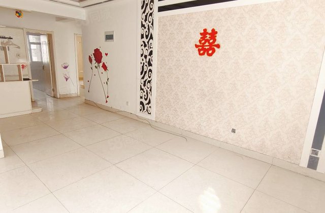 市中心兴华路，光岳花园好楼层，边户 带车位储藏室，免