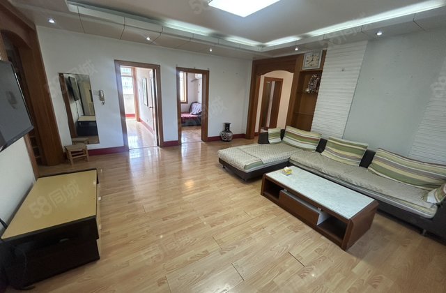 凤凰新城 3室2卫135平94万三室朝阳黄山壹品东文轩