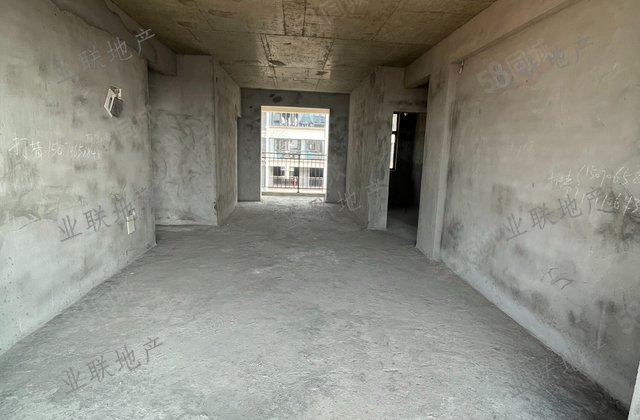 淦龙学府3室2厅113㎡83万二手房图片