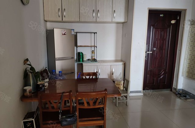 文轩中学105平三室两厅一卫送储藏室价格好谈