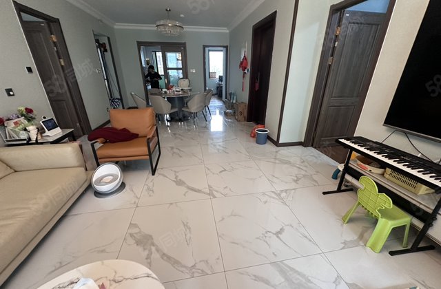 徒骇河旁碧桂园国岳府精装四室洋房带车位免大税