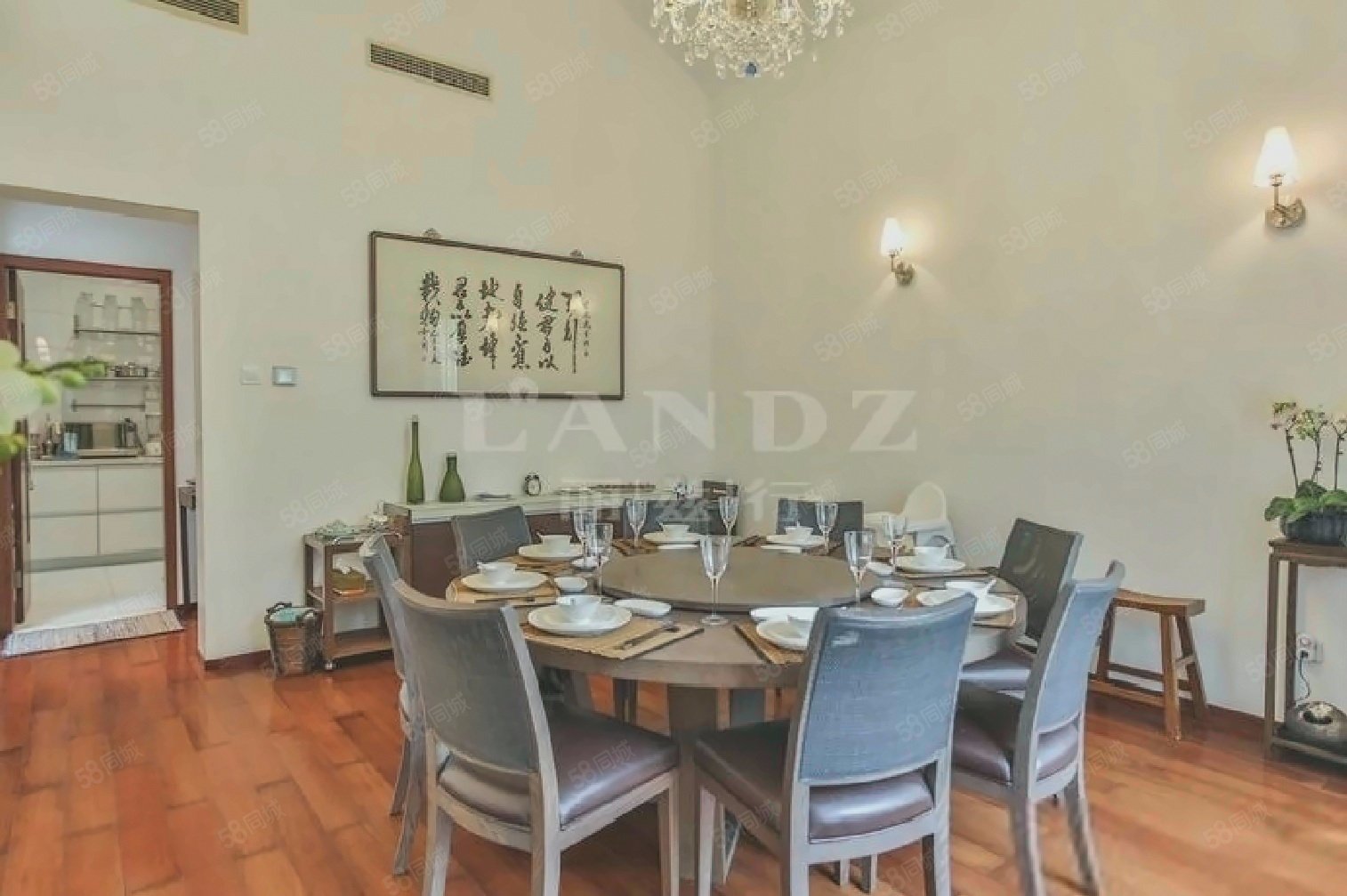 晴翠園5室3廳6衛(wèi)438.92㎡南北3800萬(wàn)