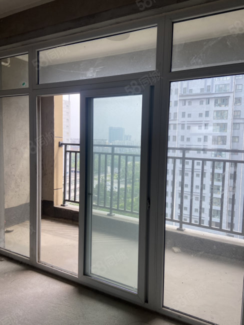 鼎鑫襄御园3室2厅2卫133㎡南北59万