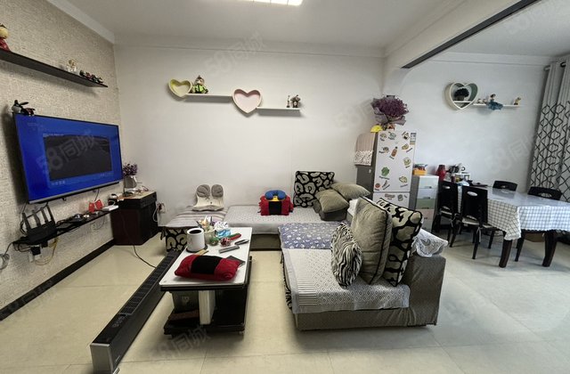 热辣滚烫新房源！电梯精装三室价格可议！鸿顺花园站北金城三里铺