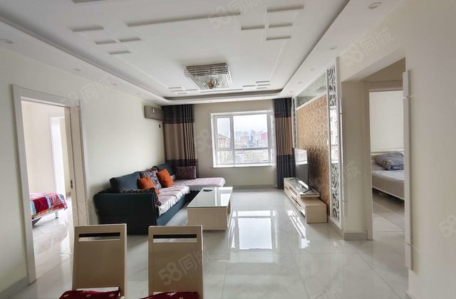 一品嘉苑紧靠东昌 户型方正南北通透 好楼层看房方便诚心出售