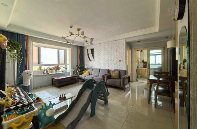 急售！万达旁！信合花苑！铁投金辰！送储藏室车位！精装修婚房！