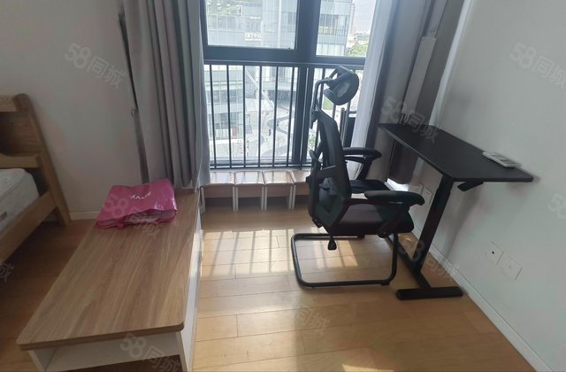 东方悦耀1室1厅50.94㎡500万二手房图片