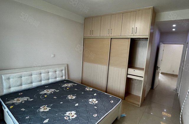 朝南 水木清华(东昌府) 电梯房 简单装修 120平 楼层好