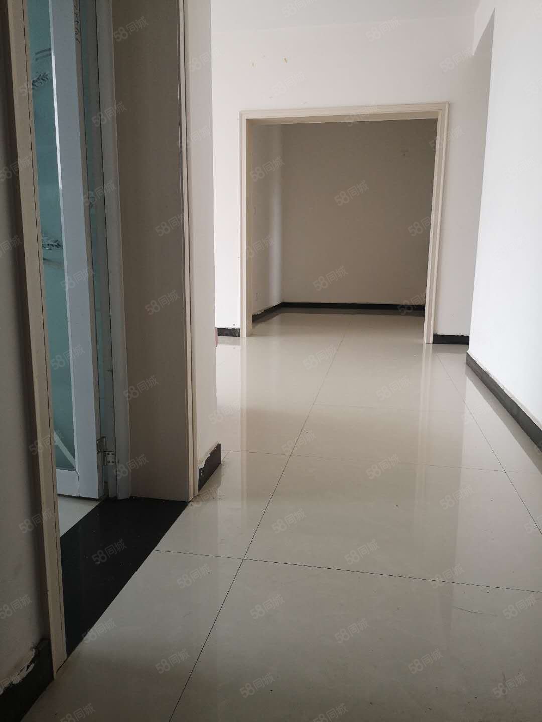 谯郡华府2室1厅1卫88.62㎡南33万