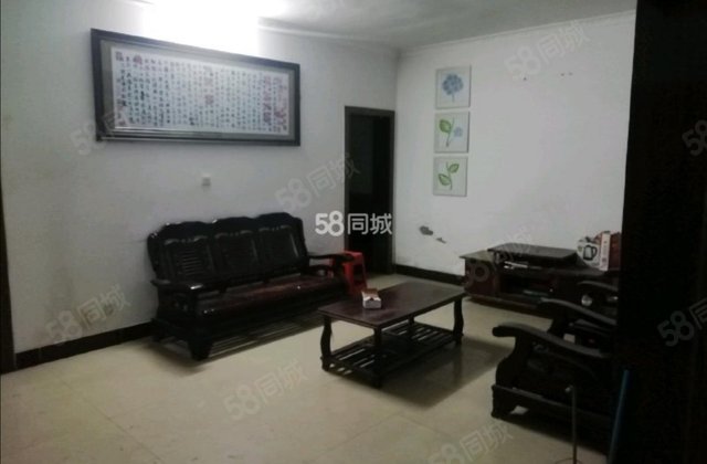 芦南苑3室2厅118㎡51万二手房图片