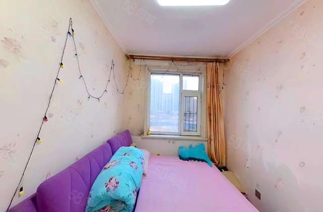 荣鼎康城(C区)2室1厅54㎡30万二手房图片