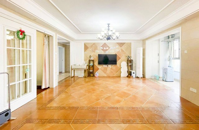 福晟钱隆世家3室2厅118.39㎡85万二手房图片