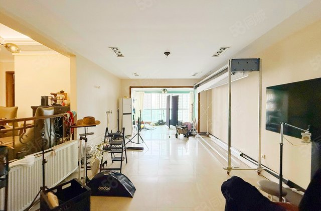 王府花园4室2厅165.36㎡200万二手房图片