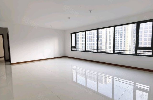 带车位 175平 大平层 百合新城 156万 新房未住