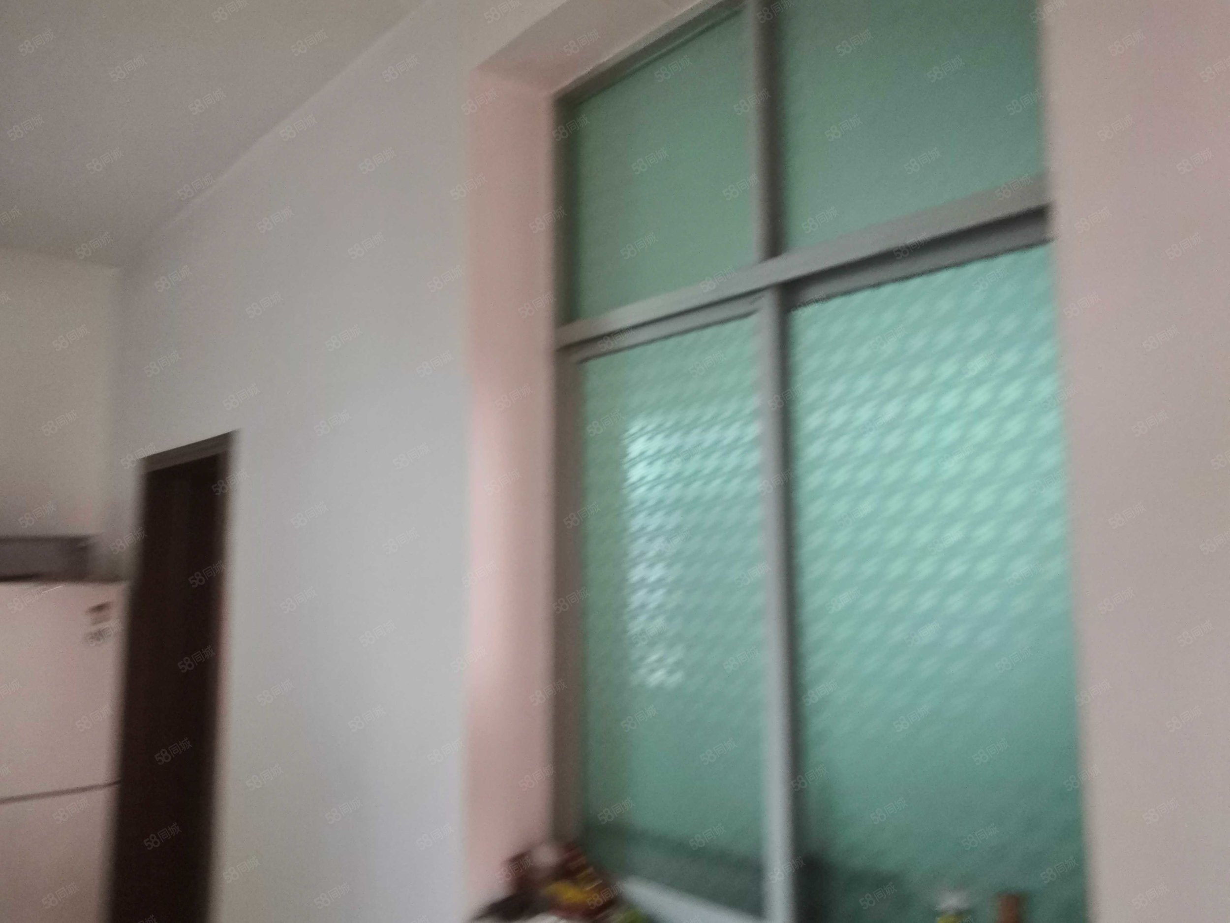 天河嘉苑3室2厅1卫117㎡南北22.8万