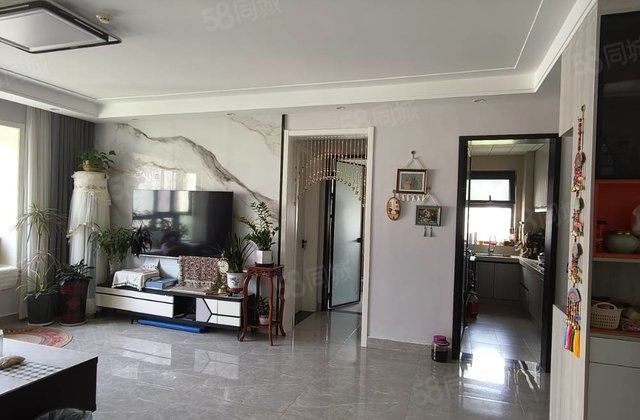 新出莲湖新城，好楼层西边户免大税带车位地下，随时看房。