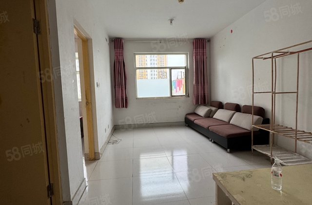 南湖新城 免大税首付低至三万多上  实验 送储藏室