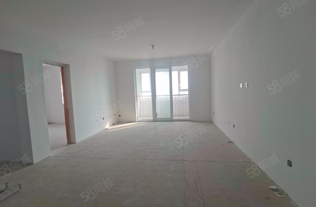 栖凤山庄3室2厅119.18㎡44万二手房图片