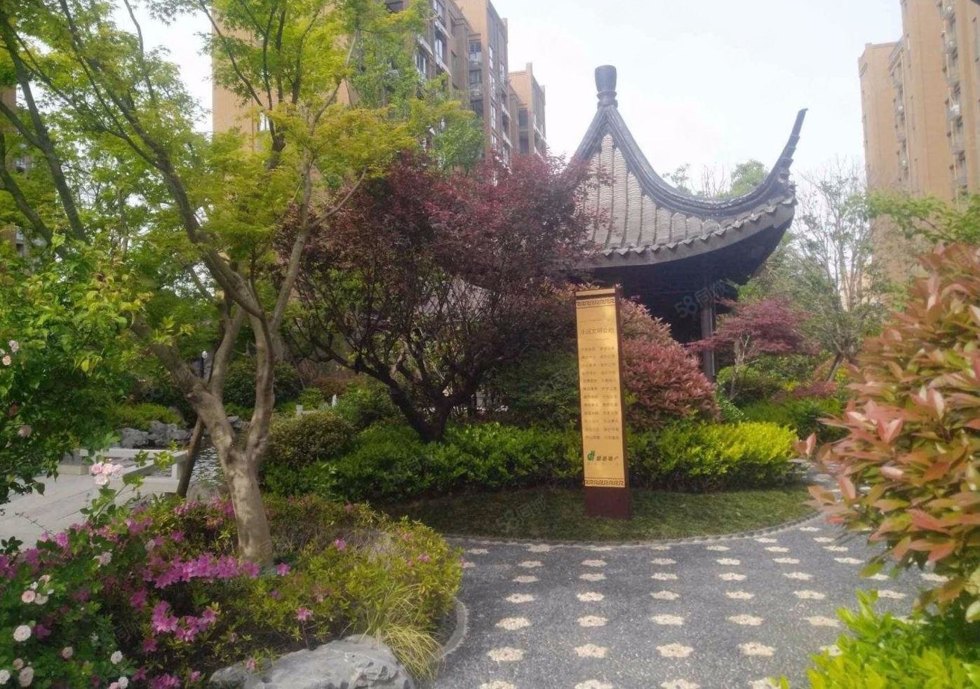 1178万有钥匙东景山德惠尚书房西区105平三房