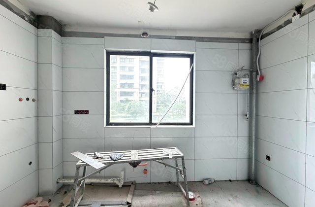 金鹏中国印3室2厅122㎡71.6万二手房图片