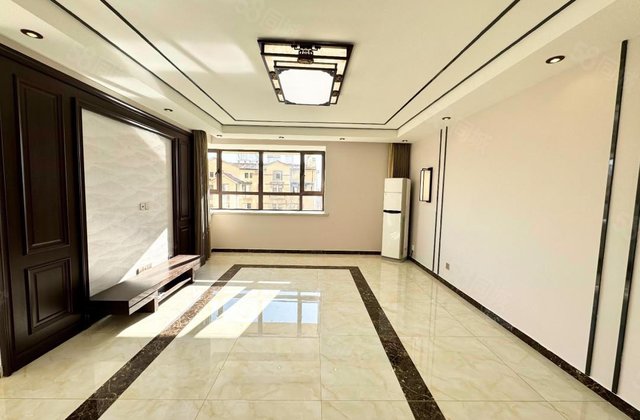 红山庄园(公寓住宅)4室3厅219㎡117.8万二手房图片