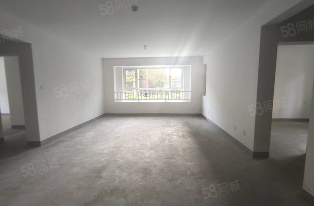 月季公园北门，文轩东邻，送车位储藏室，免大税，华建一街区