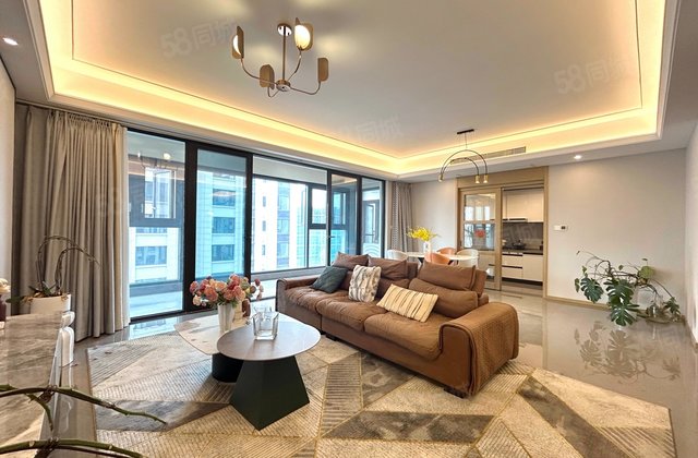 金科博翠府4室2厅179.53㎡545万二手房图片