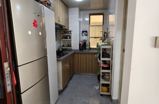 东方海逸半岛1室1厅51㎡49万二手房图片