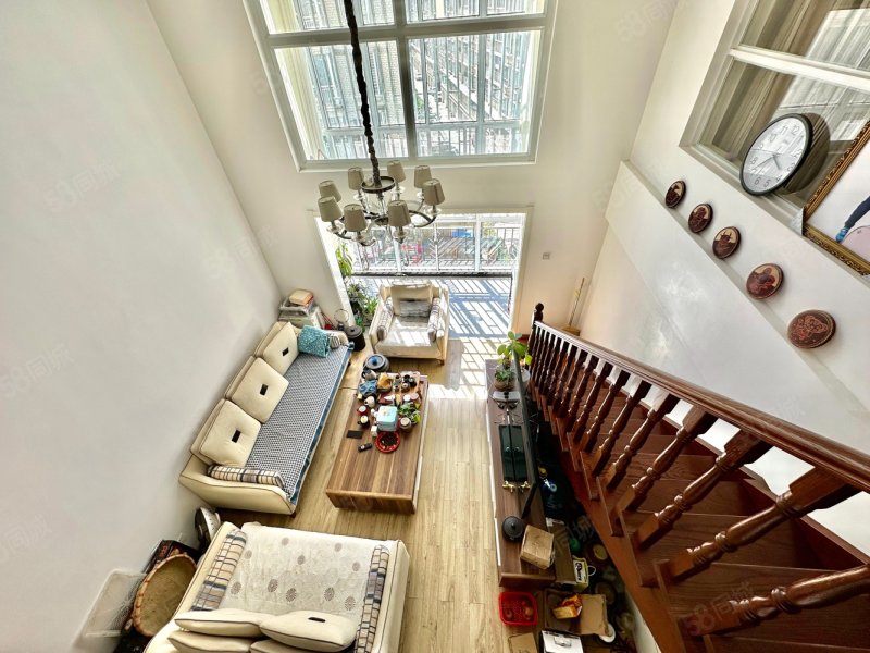 同徳广场火车北站金洲湾万宏国际滨江俊园南向3房复式楼盘龙