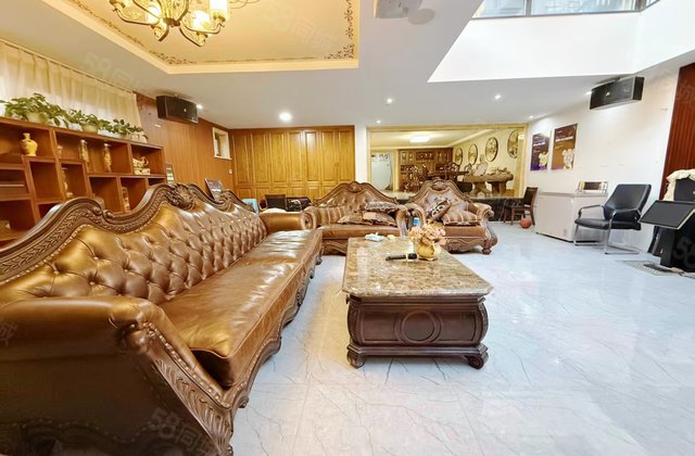 万科东湾半岛B区6室4厅218.45㎡358万二手房图片