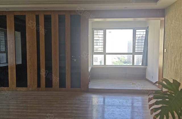 价格美丽 星光东昌丽都(南区) 近医院 双卫格局 看房方便