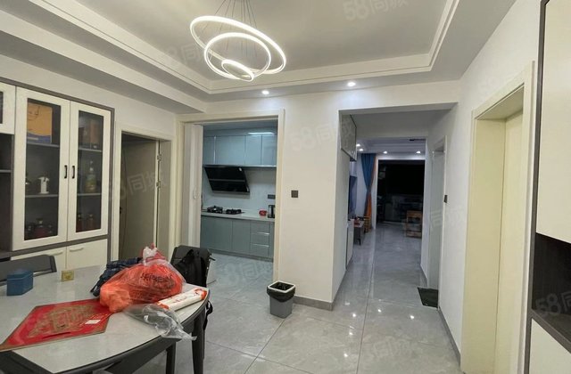 兆瑞中央广场3室2厅99㎡55万二手房图片