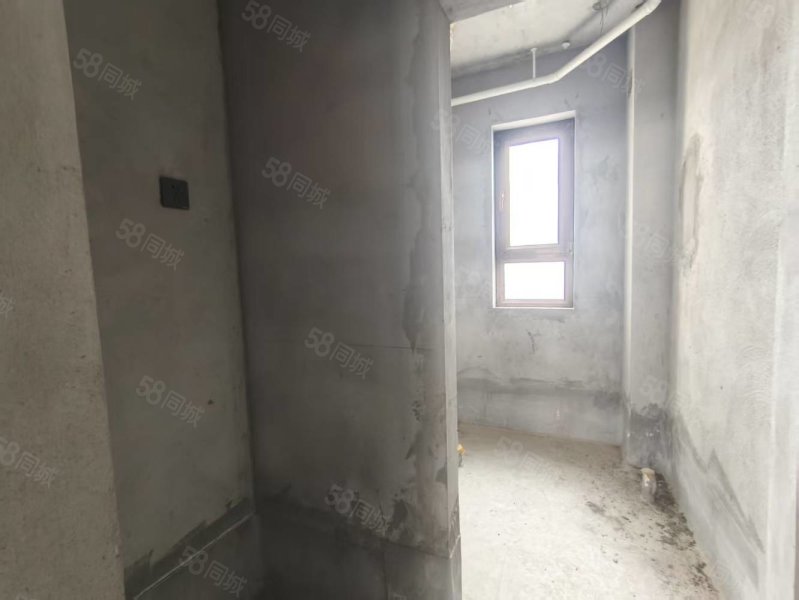 中冶滨江半岛3室2厅2卫115㎡南北69.8万